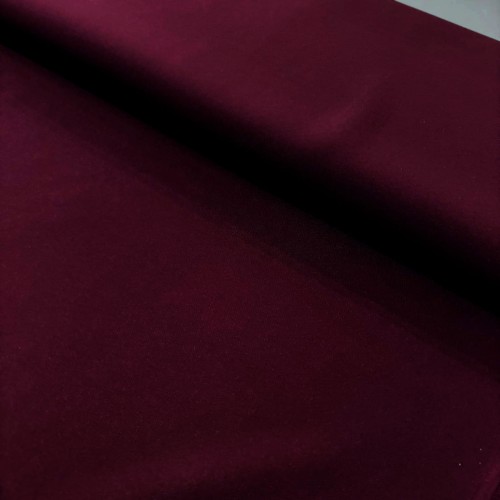 Tkanina burgundowa